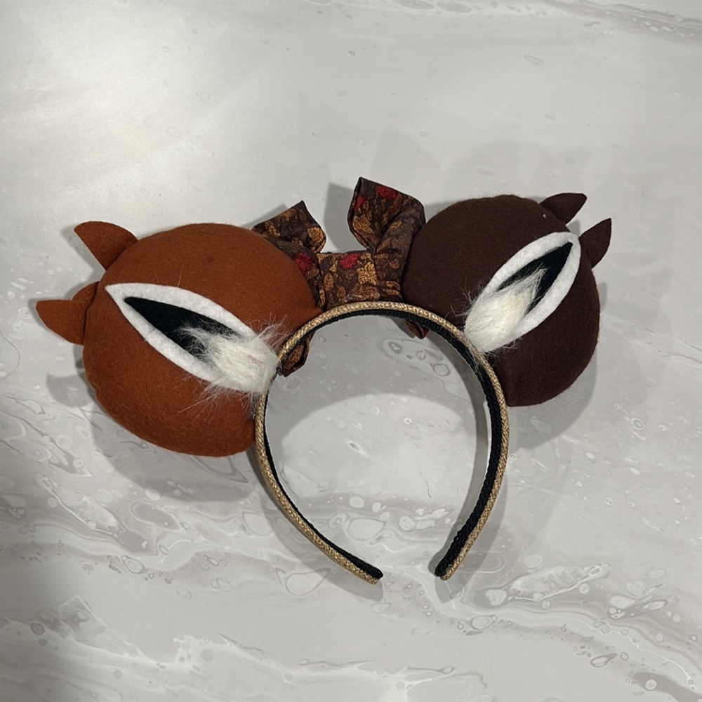 Chip & Dale Disney Ears - Picture 2 of 3